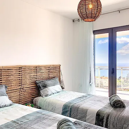Ferienwohnung Fuer 6 Personen Ca 150 Qm In Canico, Madeira Ostkueste Von Madeira
