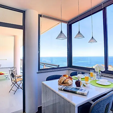 Ferienwohnung Fuer 6 Personen Ca 150 Qm In Canico, Madeira Ostkueste Von Madeira Apartment Canico (Madeira)